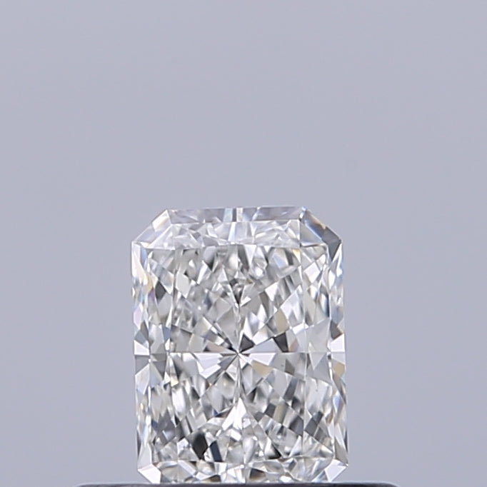 0.32 carat Radiant diamond E VS1 