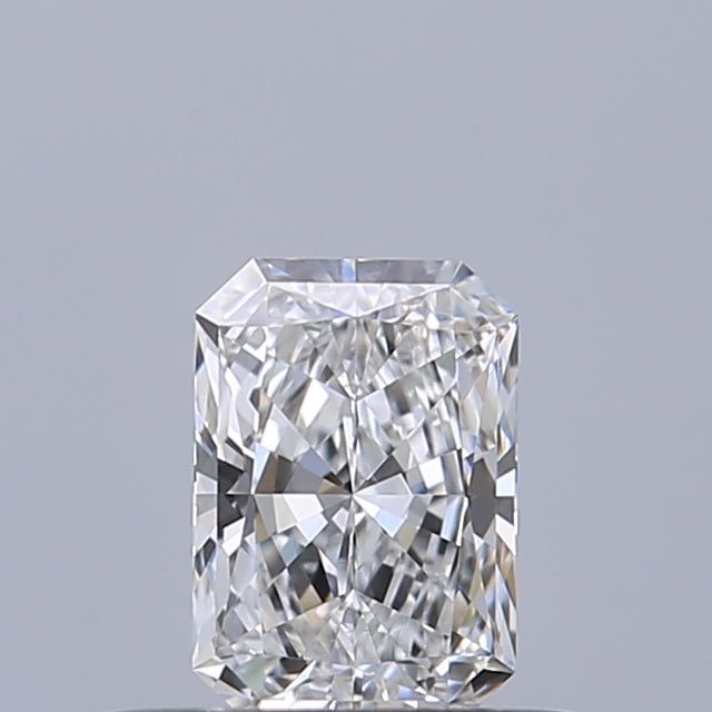 0.35 carat Radiant diamond D VVS1 