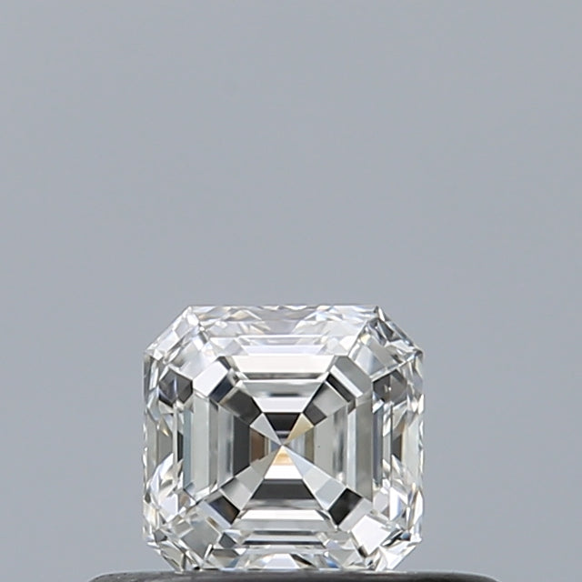 0.31 carat Emerald diamond E VS1 