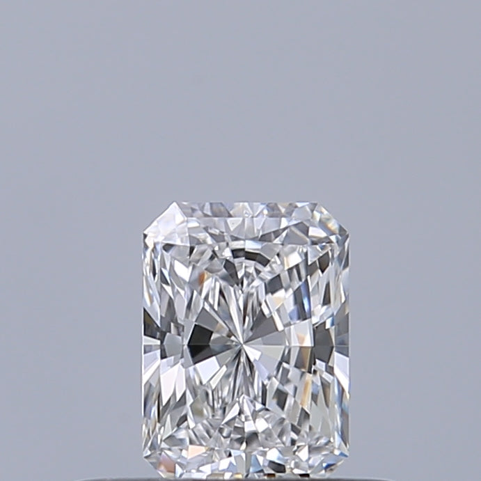 0.30 carat Radiant diamond D IF 