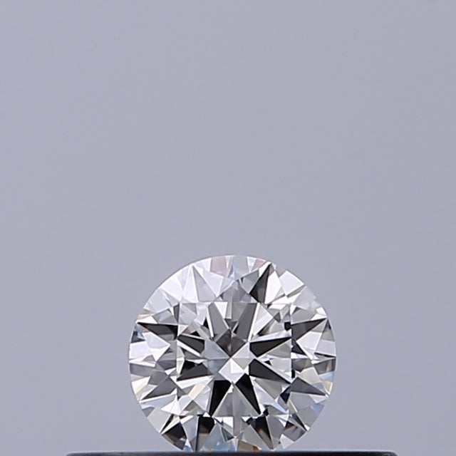 0.18 carat Round diamond F VVS2 Excellent
