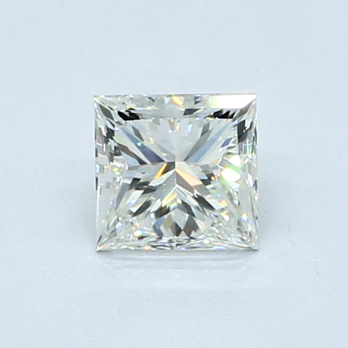 0.7 carat Princess diamond I  VVS1