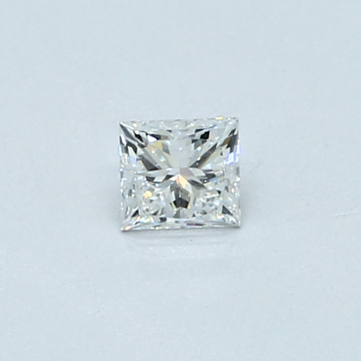 0.23 carat Princess diamond E  VS2