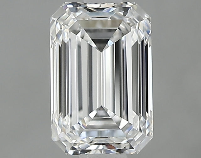 0.90 carat Emerald diamond E VVS1 
