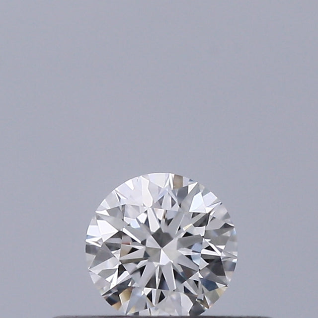 0.18 carat Round diamond D VVS2 Excellent