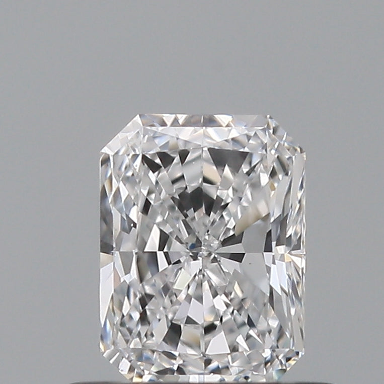 0.50 carat Radiant diamond D  VS2