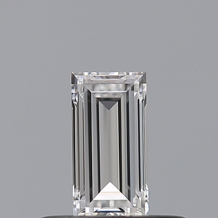 0.32 carat Baguette diamond D  IF