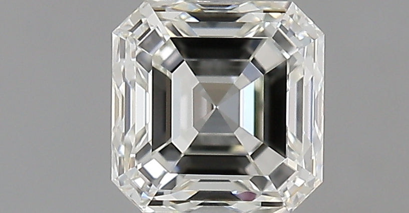 1.00 carat Emerald diamond J VS1 