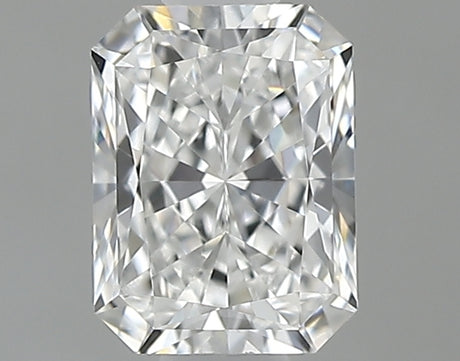 0.61 carat Radiant diamond E VVS2 