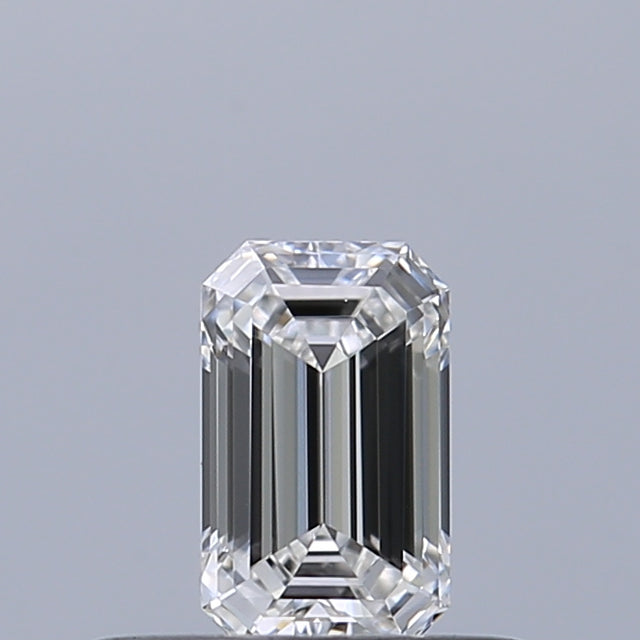 0.31 carat Emerald diamond E VVS2 