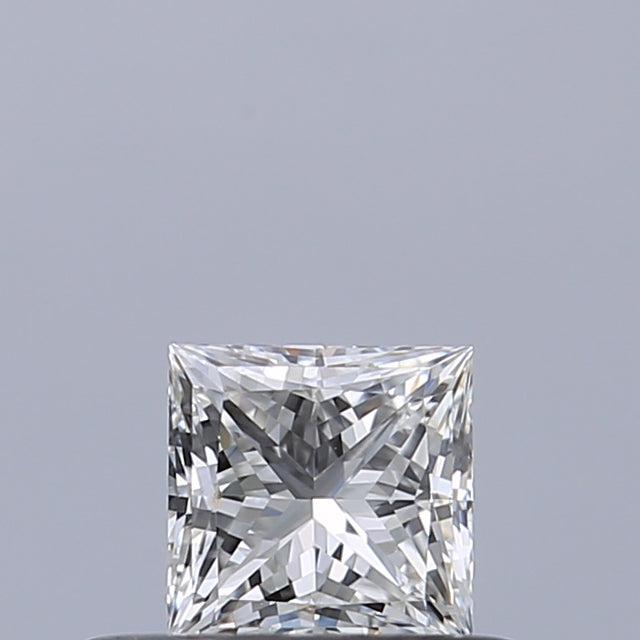 0.32 carat Princess diamond F VVS1 