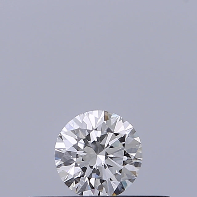 0.18 carat Round diamond F VVS2 Excellent