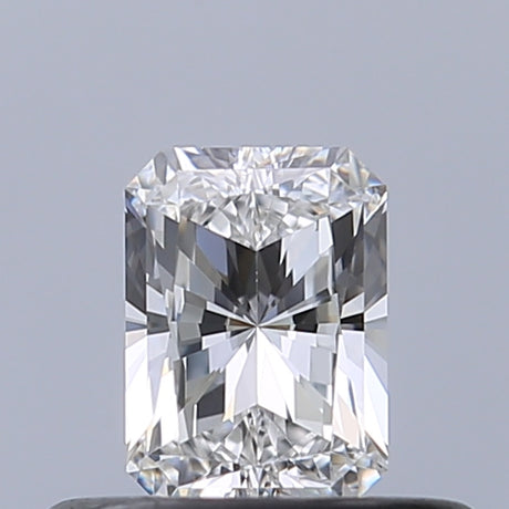 0.32 carat Radiant diamond D VVS1 