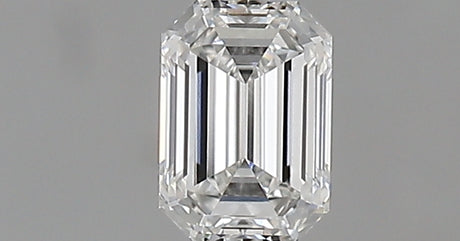0.33 carat Emerald diamond E VS1 