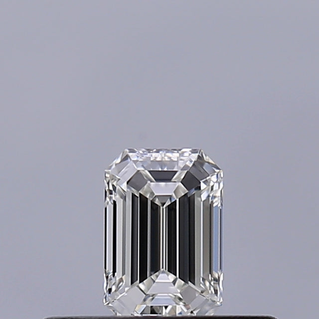 0.23 carat Emerald diamond G IF 