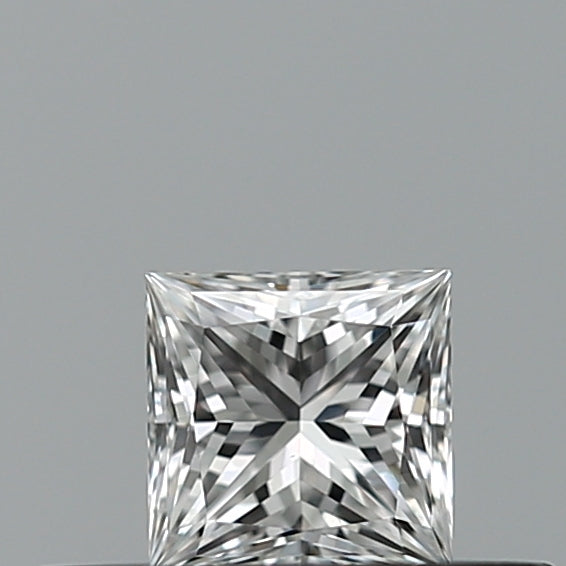 0.24 carat Princess diamond E VVS2 