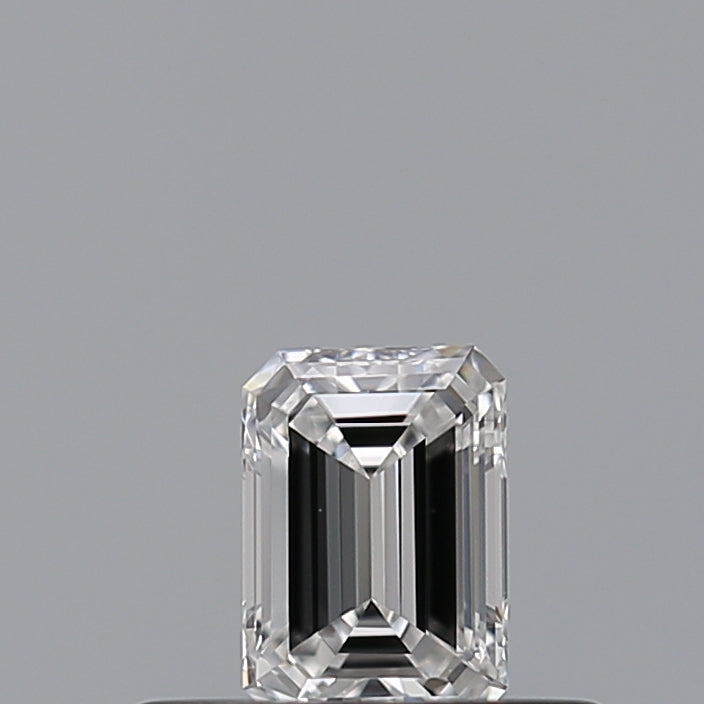 0.24 carat Emerald diamond E  VVS2