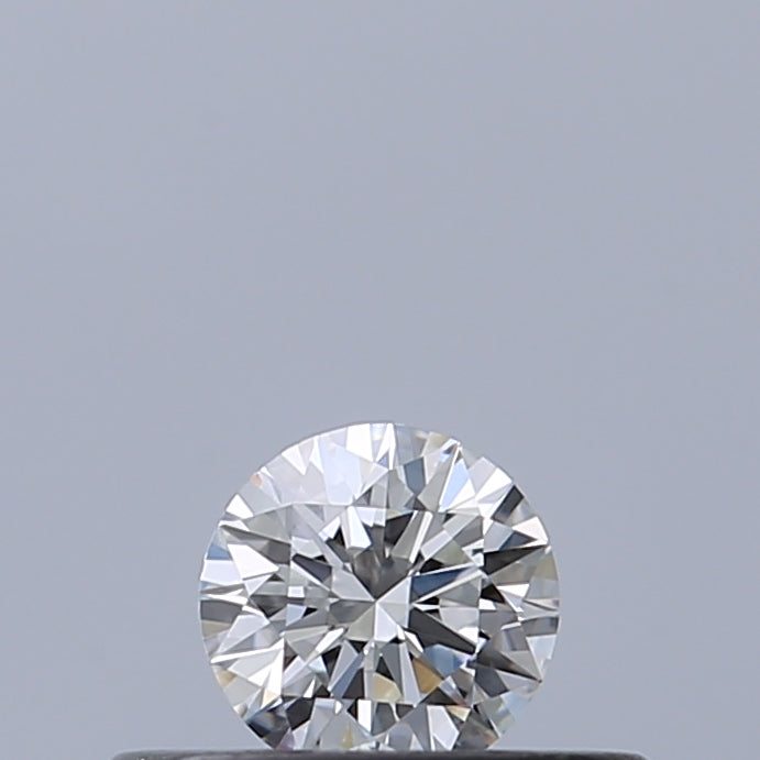 0.18 carat Round diamond F VVS1 Excellent