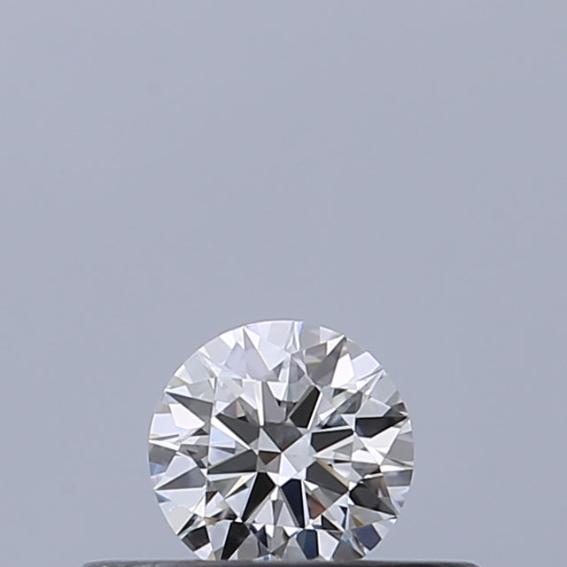 0.18 carat Round diamond E VVS2 Excellent