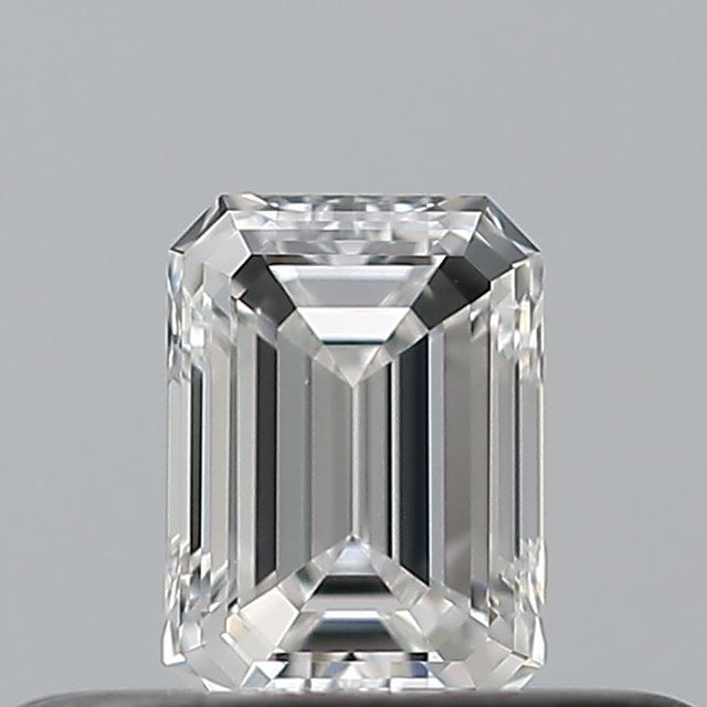 0.23 carat Emerald diamond E VVS2 