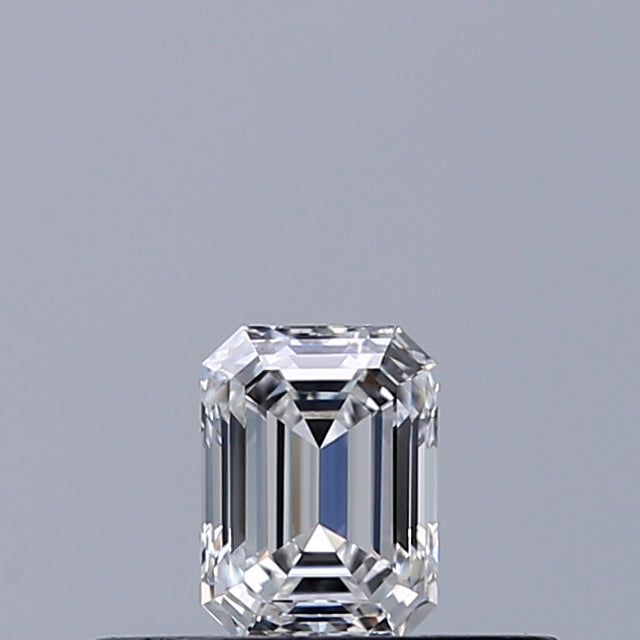 0.23 carat Emerald diamond E VVS1 