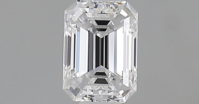 0.30 carat Emerald diamond D VS1 