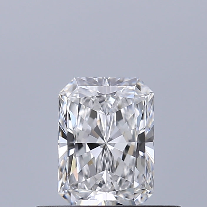 0.40 carat Radiant diamond D VVS1 