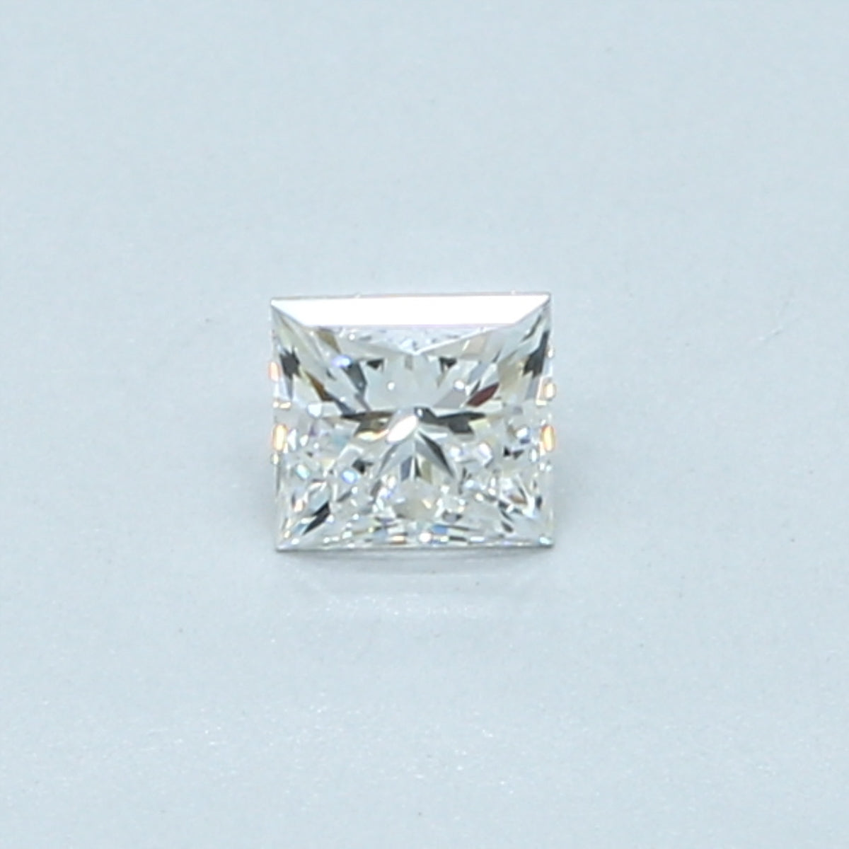 0.23 carat Princess diamond D  VVS2