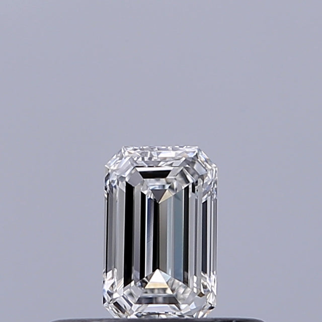 0.23 carat Emerald diamond E VS1 