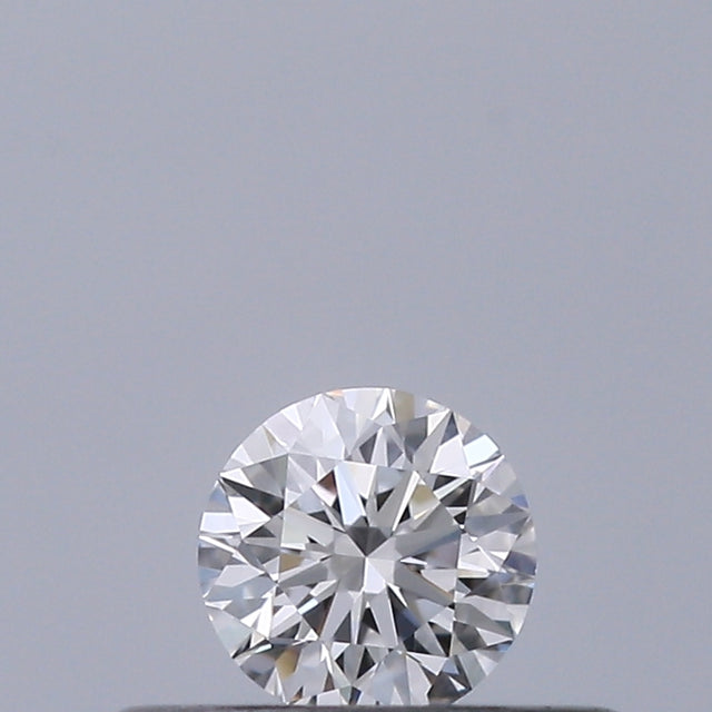 0.18 carat Round diamond E VVS2 Excellent