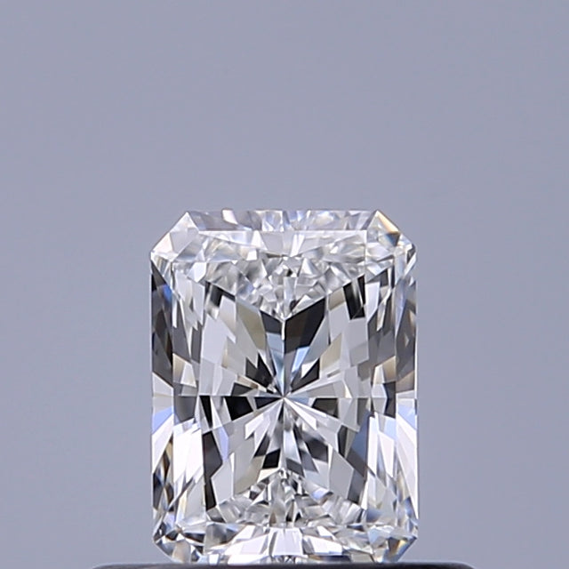 0.43 carat Radiant diamond D VVS1 