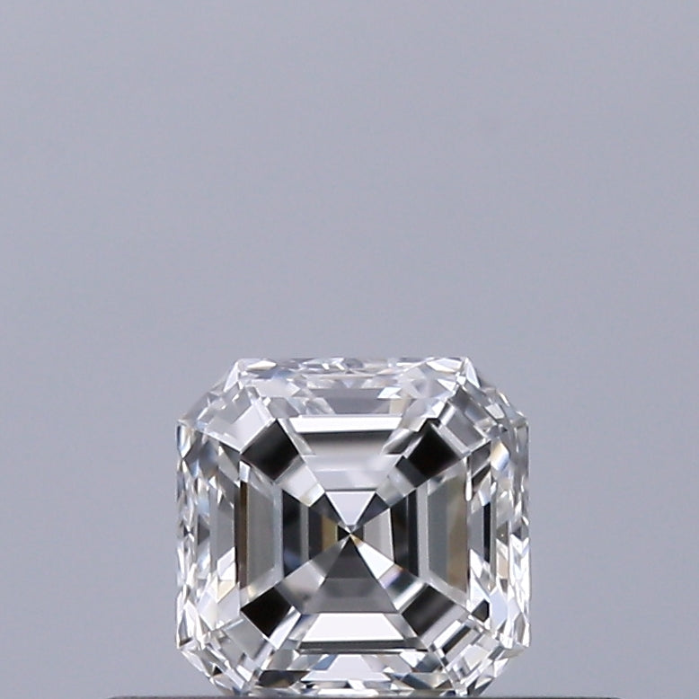 0.32 carat Emerald diamond E VVS2 