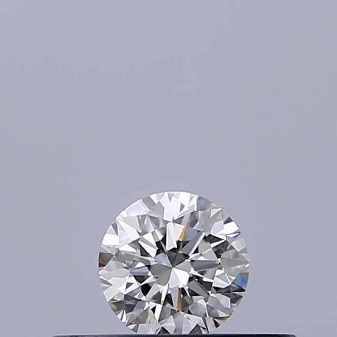 0.18 carat Round diamond F VVS1 Excellent