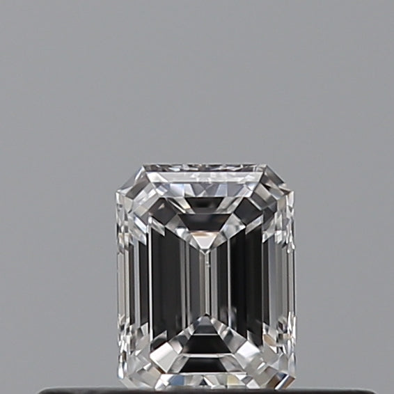 0.23 carat Emerald diamond D  VS2
