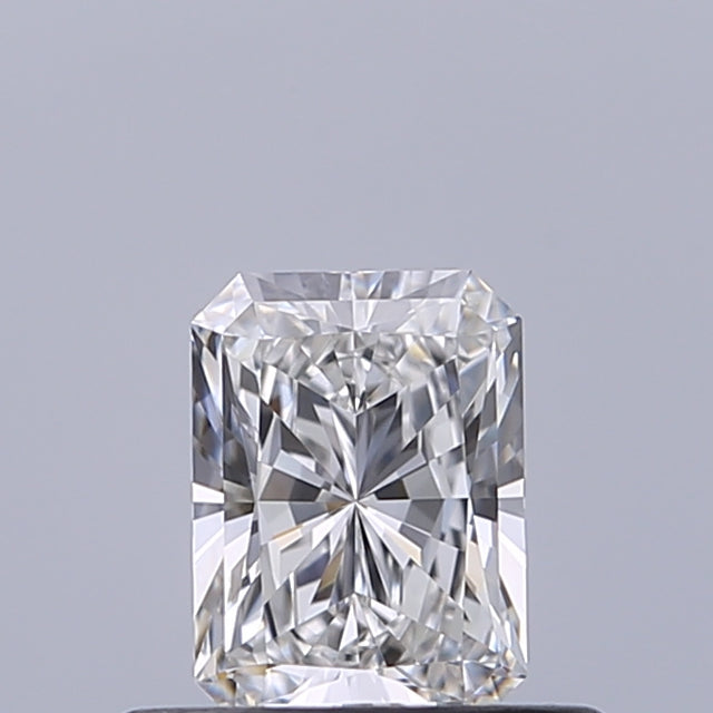 0.42 carat Radiant diamond E VVS1 