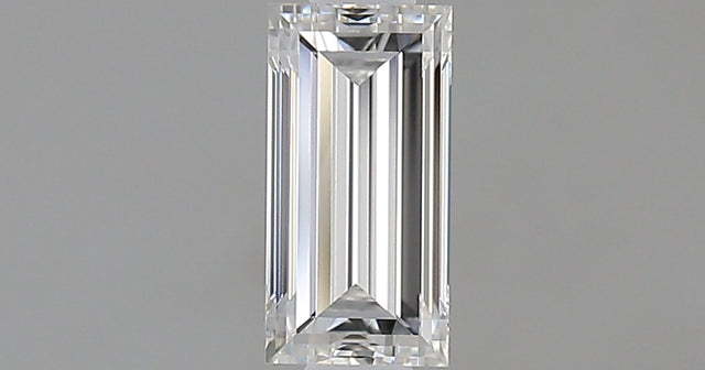 0.59 carat Baguette diamond E IF 