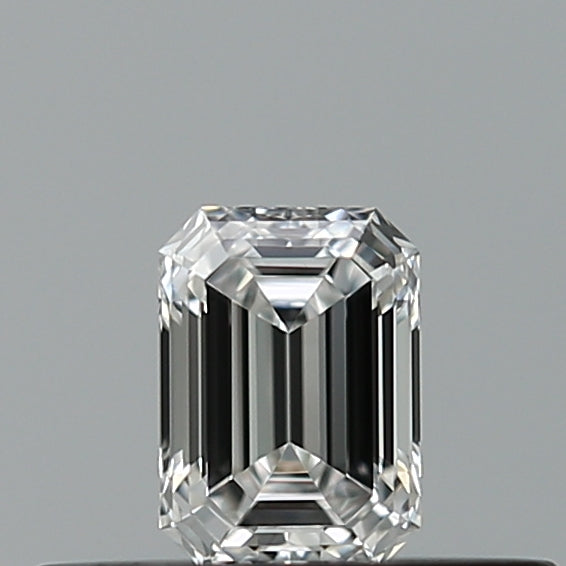 0.23 carat Emerald diamond E IF 