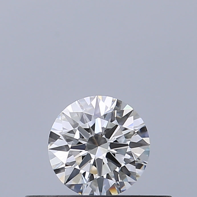 0.24 carat Round diamond E VVS2 Excellent