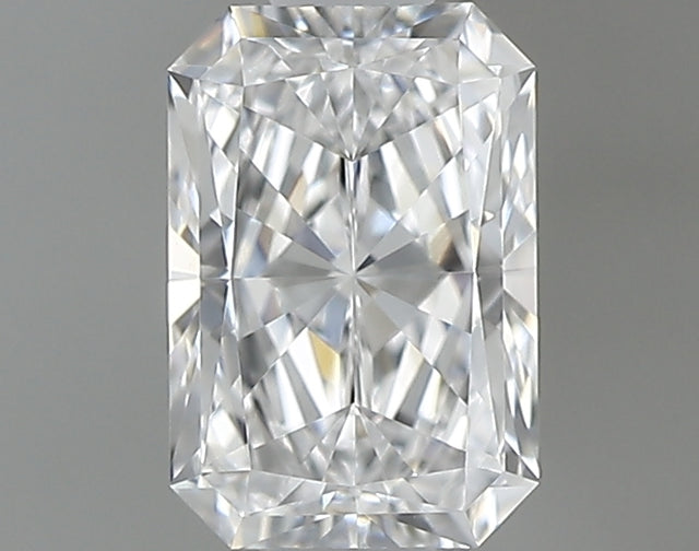 0.45 carat Radiant diamond D VVS1 