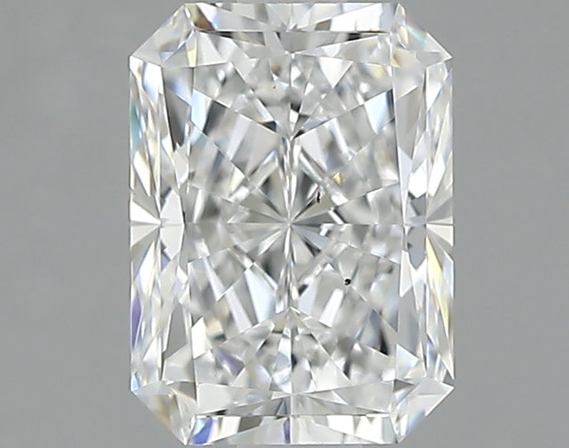 1.51 carat Radiant diamond E VS2 