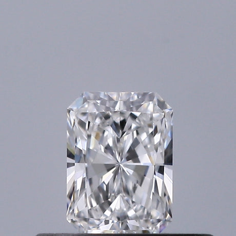 0.30 carat Radiant diamond D VVS1 