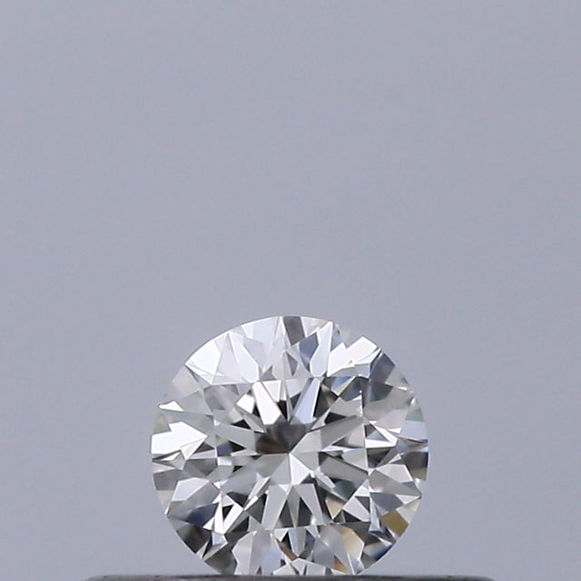 0.18 carat Round diamond E VVS1 Excellent