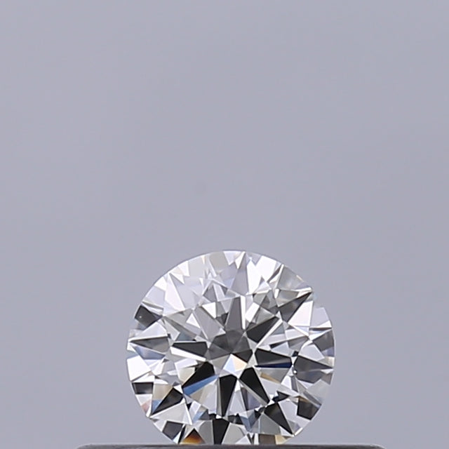 0.18 carat Round diamond F VVS2 Excellent