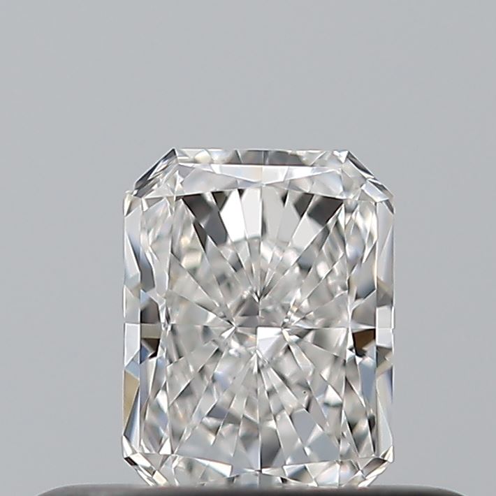 0.30 carat Radiant diamond F  VVS1