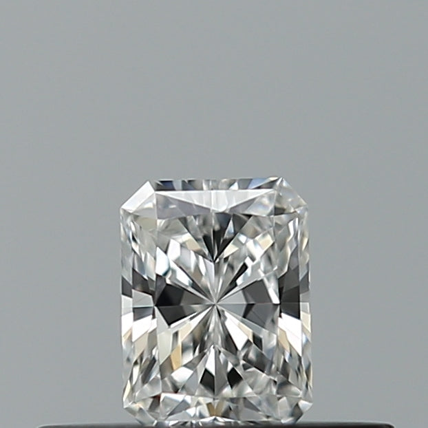 0.23 carat Radiant diamond E IF 