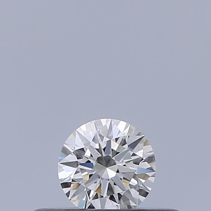 0.18 carat Round diamond F VVS2 Excellent