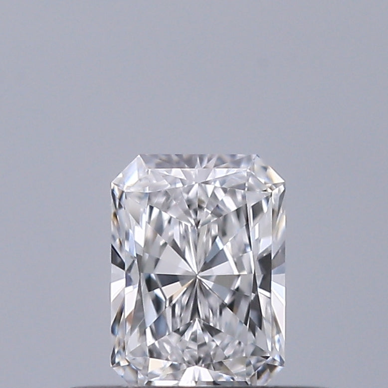 0.31 carat Radiant diamond D IF 