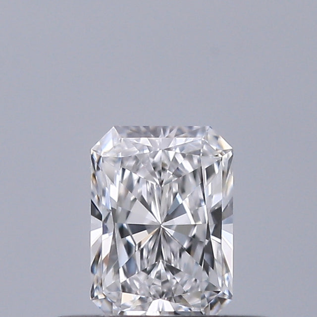 0.31 carat Radiant diamond D IF 
