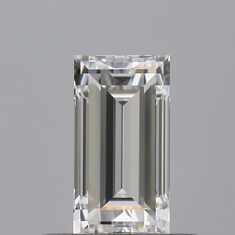 0.43 carat Baguette diamond D IF 