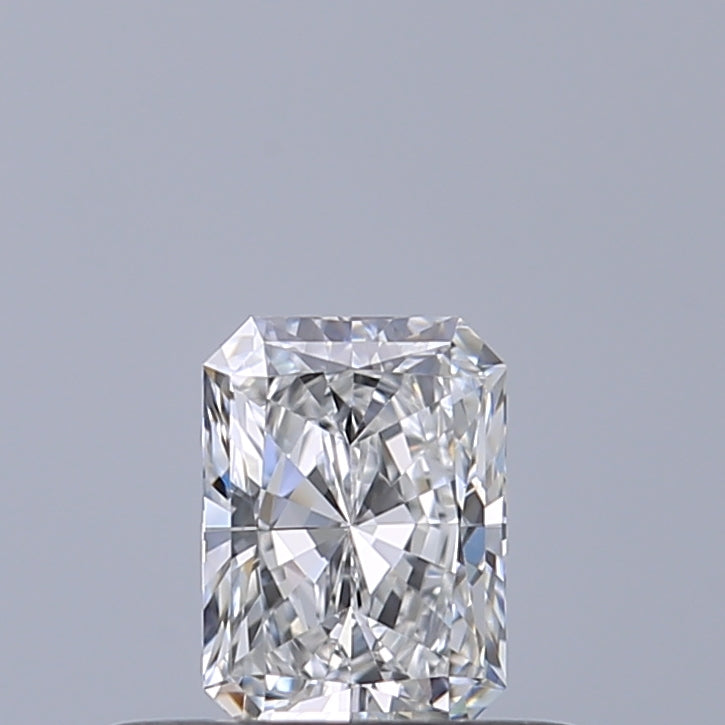 0.31 carat Radiant diamond D VVS2 